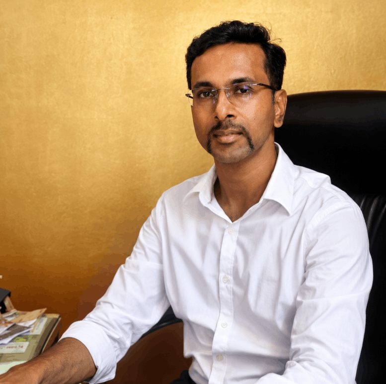 Anthony Fernandes